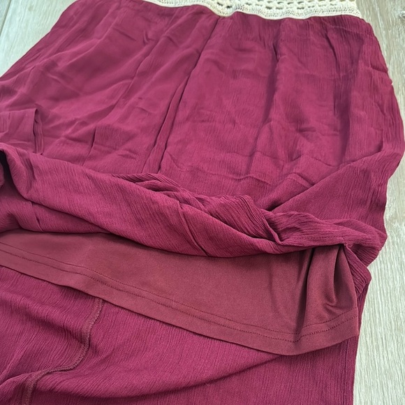 Inspired Hearts Burgundy and Lace Maxi Dress Size M. - Picture 7 of 7